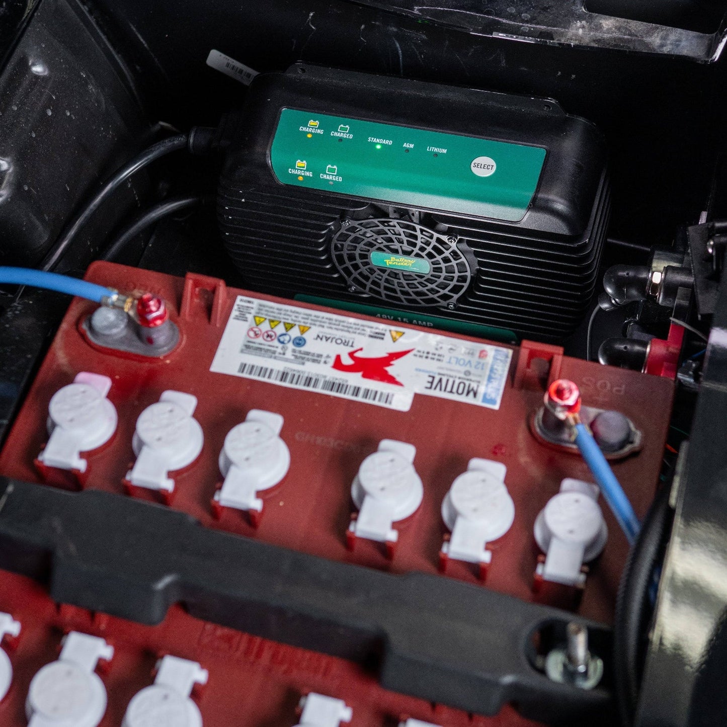 PowerPlus 36V 18 AMP On-Board Battery Charger and Maintainer