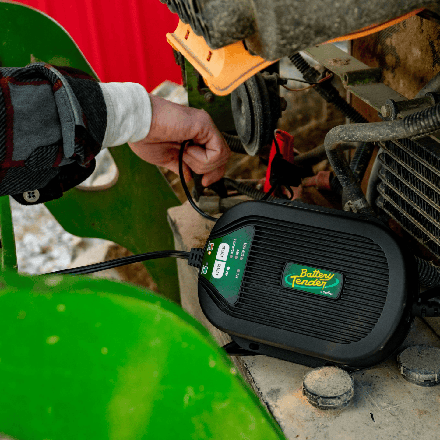 5 AMP 12V/24V Selectable Battery Charger and Maintainer